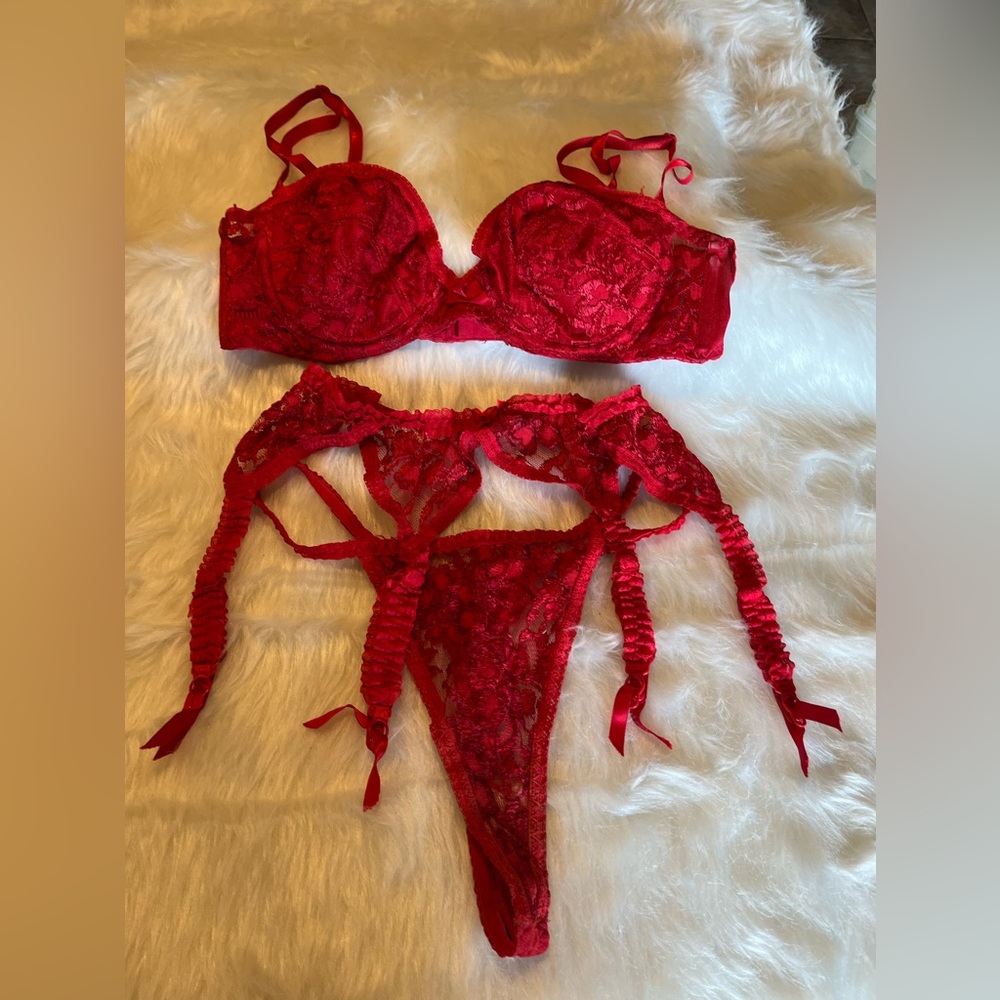Red Bra, G String & Garder